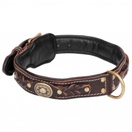 Fashionable leather collar with lichen and jewelry for German Shepherd