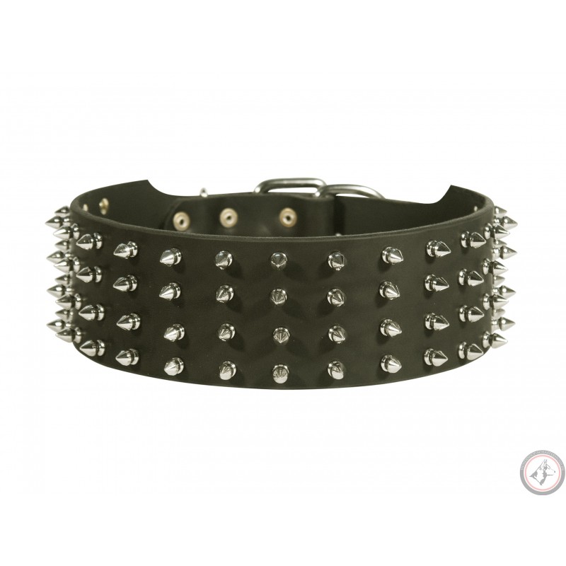 Exklusives Lederhalsband für Schäferhunde mit schönen Spikes